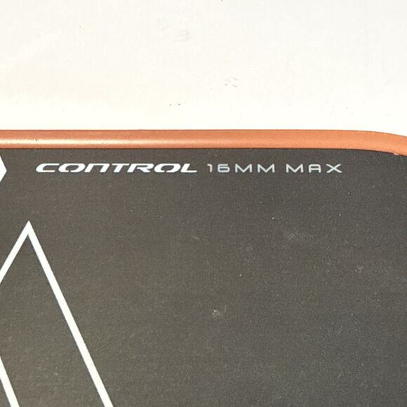 Selkirk SLK Halo Control Max Pickleball Paddle 16mm - Picture 9 of 15